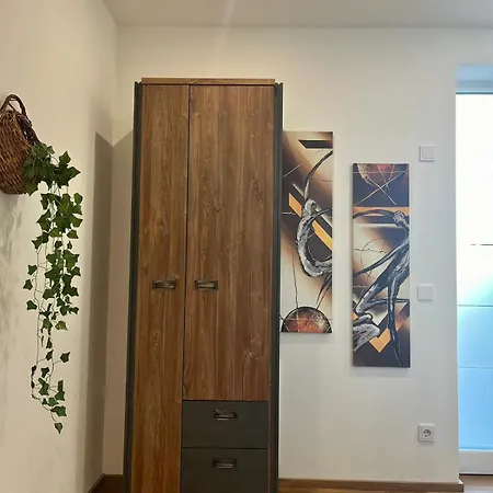 Grosszuegige Moderne 90qm Zentrale Ruhige Lage *